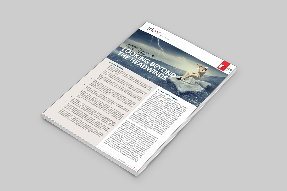 Brochure Mockup 1-4